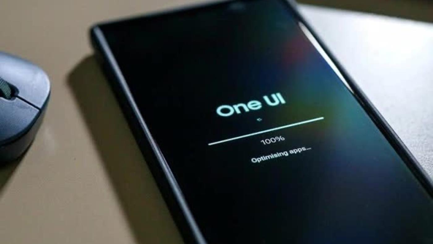 Galaxy S25 Serisi için One UI 8.5 Güncellemesi Yayınlandı