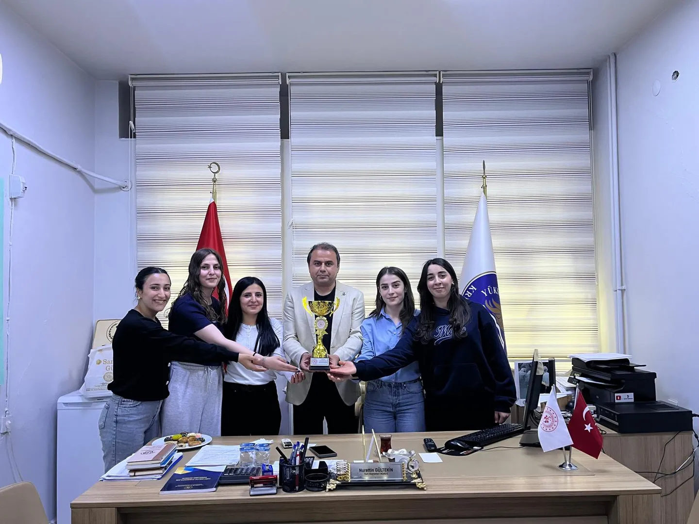 Batmanlı Kız Masa Tenisi Takımı Kars’ta Şampiyon Oldu