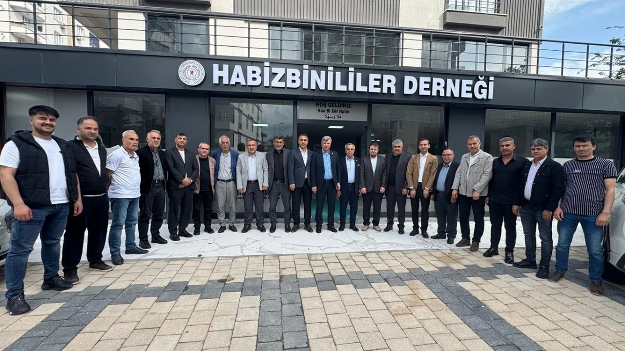Başkan Özhan, Habizbinililer Derneği’ni Ziyaret Etti