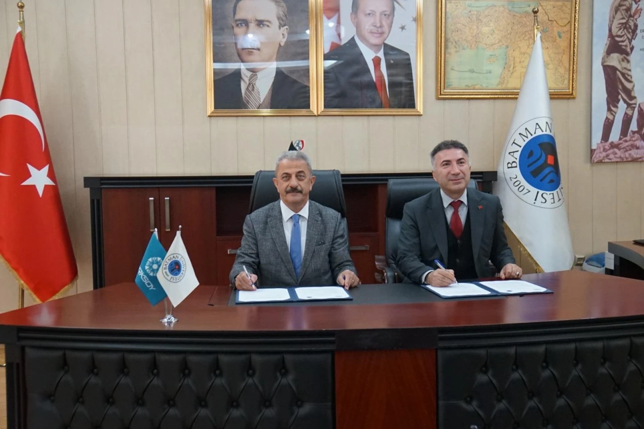 Batman Üniversitesi ile TÜRKSOY Arasında İş Birliği Protokolü İmzalandı