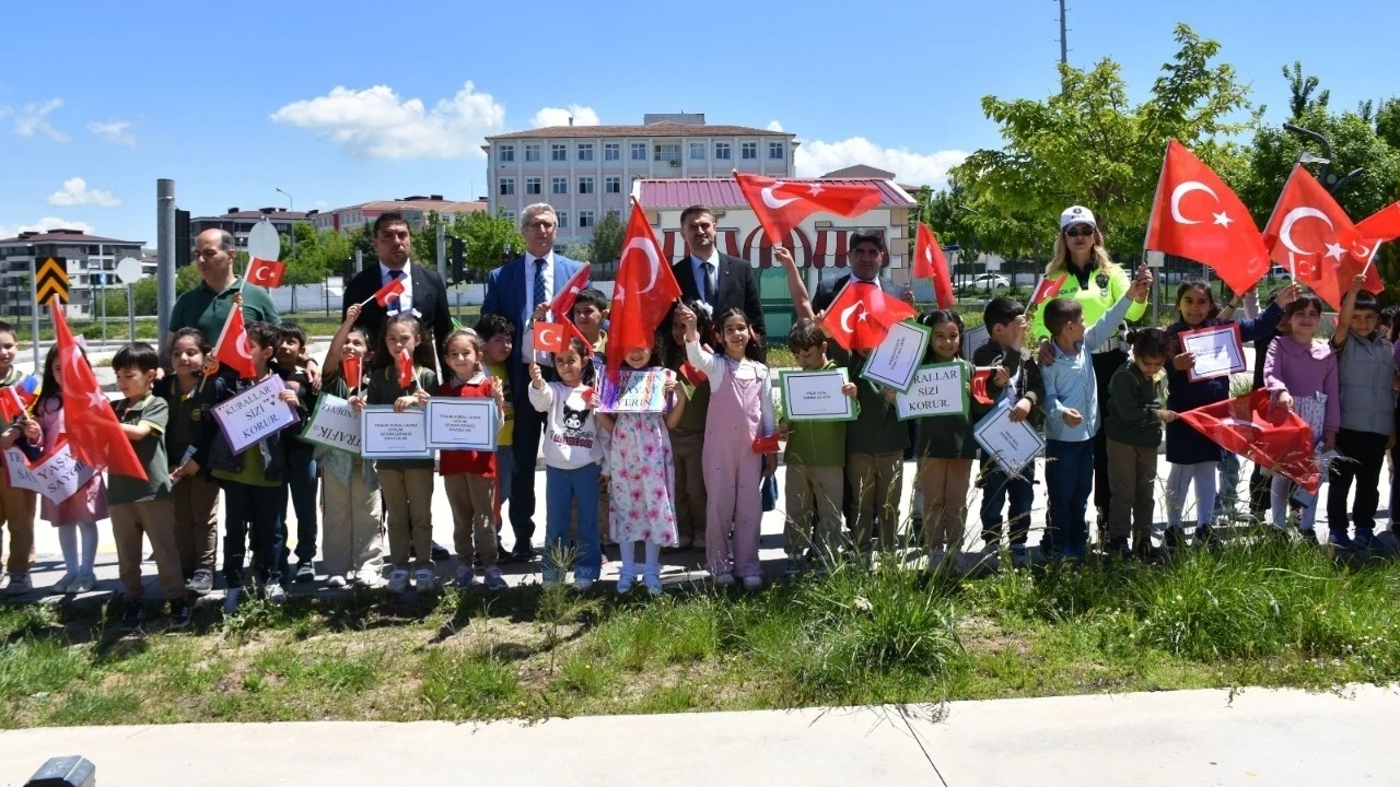 Çocuklar Trafik Kurallarını Eğlenerek Öğrendi
