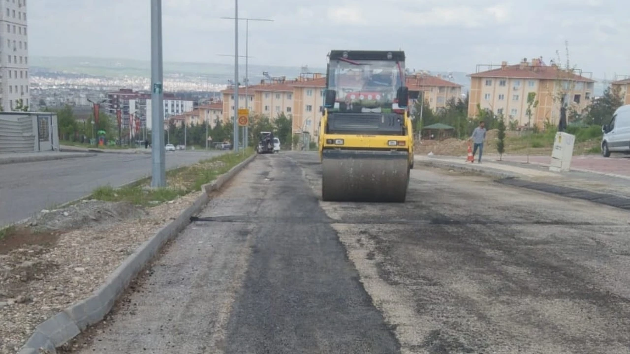 Yağışa Rağmen Üstyapı Çalışmaları Devam Ediyor