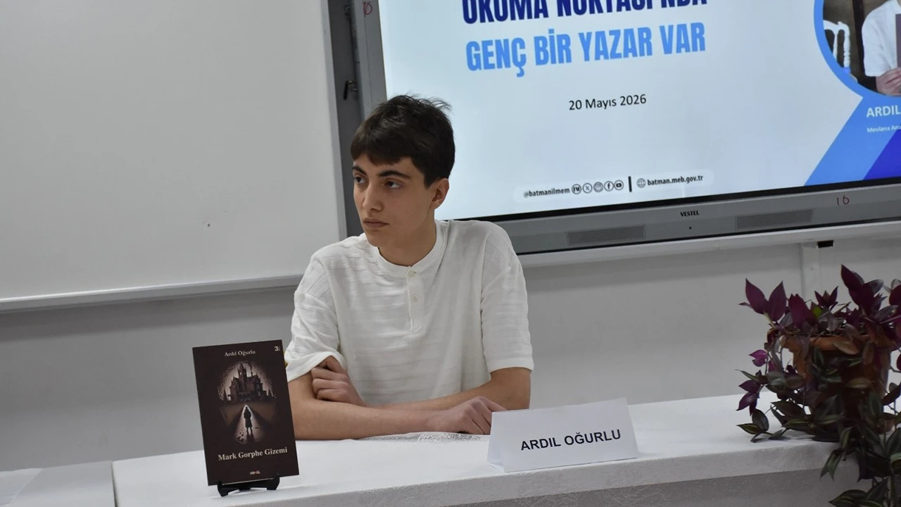 Genç Yazar Ardıl Oğurlu, Batman’da Okurlarıyla Buluştu