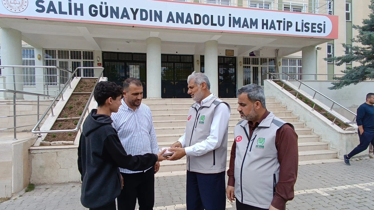 Gazze’ye Yardım İçin Kermes Düzenlendi