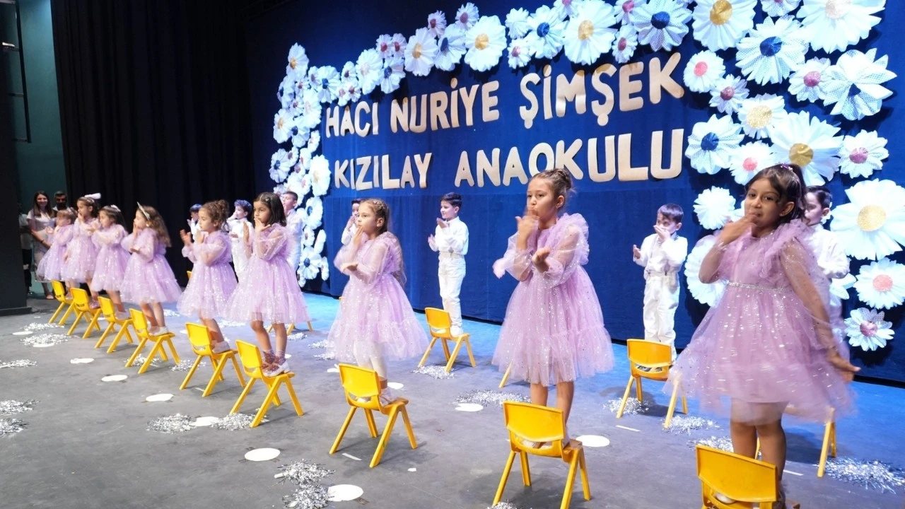 Hacı Nuriye Şimşek Anaokulu Öğrencilerinden Yıl Sonu Gösterisi