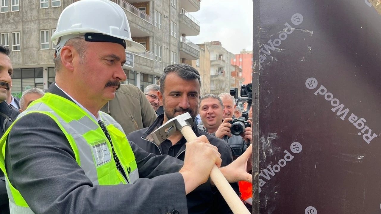 Batman’da Bağımlılıkla Mücadele Merkezi İçin İlk Çivi Çakılacak
