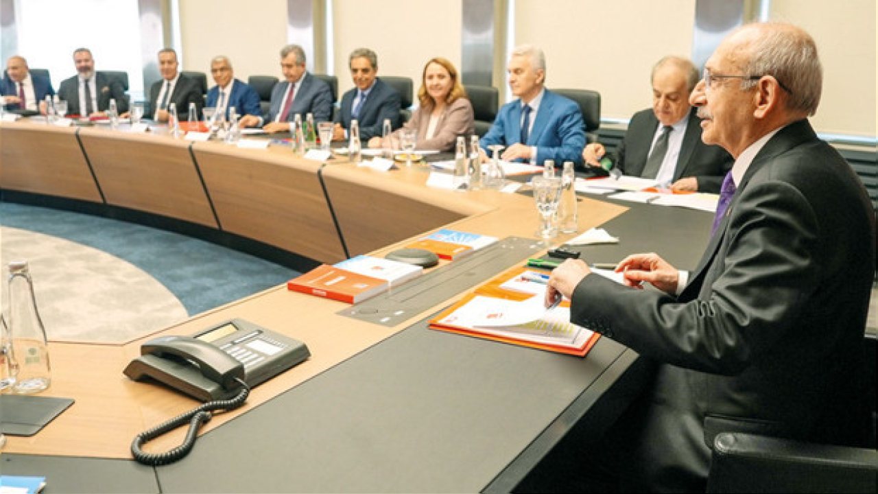 CHP’de Özgür Özel’e yakın 9 isim disipline sevk edildi