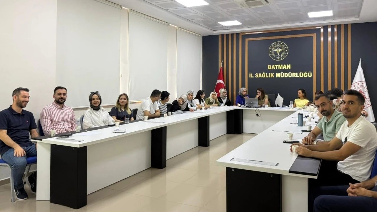Batman’da Kuduzla Mücadelede Güncel Eğitim Programı Düzenlendi