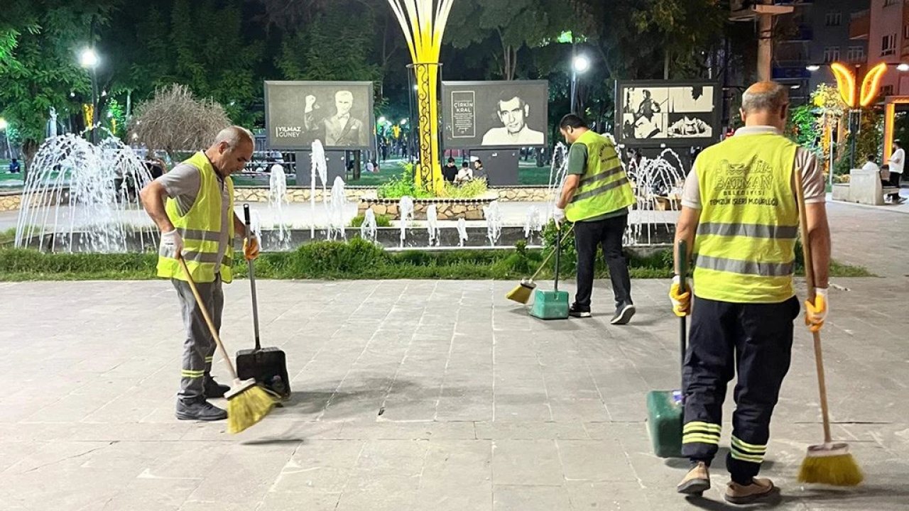Batman’da etkinlik sonrası kapsamlı temizlik ve asfalt sonrası bakım çalışmaları