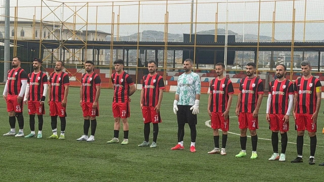 Osman Seyrek Yönetimindeki Batman İşitme Engelliler Takımı Süper Lig’de Kaldı