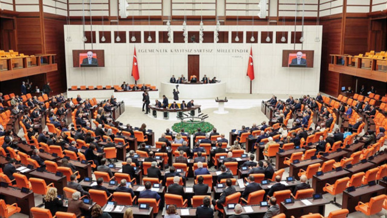 12. Yargı Paketi Meclis’te: Duruşmalar Arası Süre 3 Aya İndiriliyor