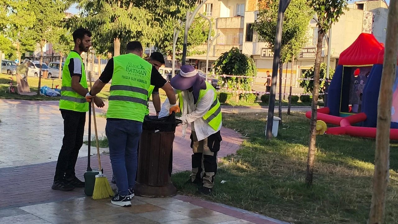 Habip Başkan Parkı ve Çevresinde Kapsamlı Temizlik Çalışmaları Yapıldı