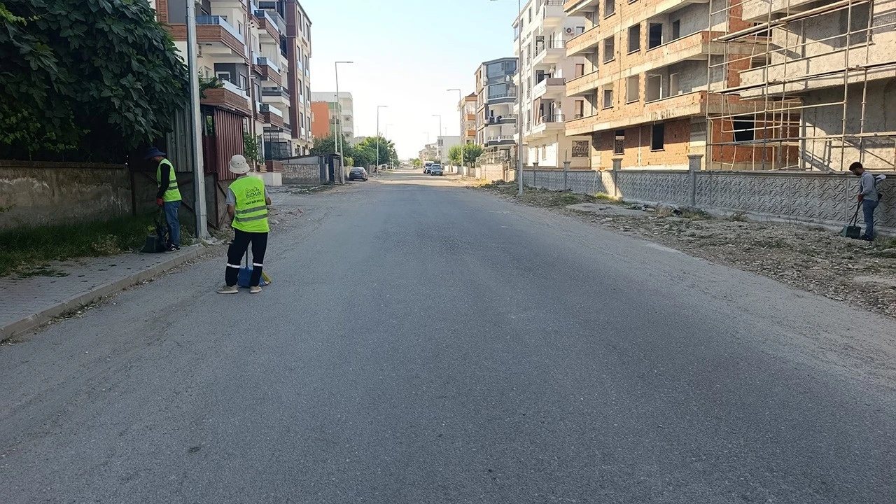 Batman’da Bahçelievler ve TOKİ Mahallelerinde Temizlik Çalışması