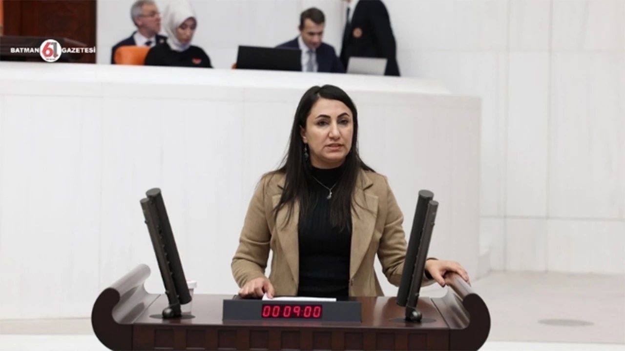 Hukuk Mesleklerine Giriş Sınavı Kaldırılacak