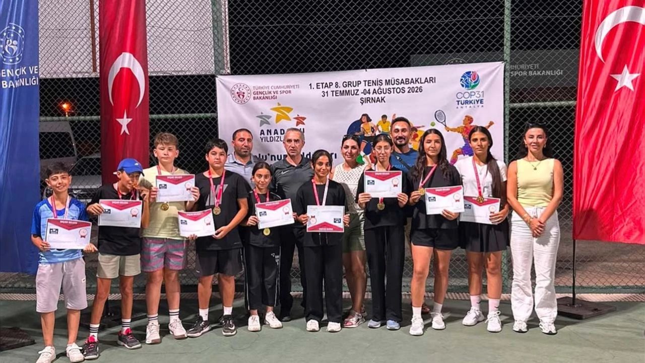 Batman Tenis Takımları Yarı Finale Yükseldi