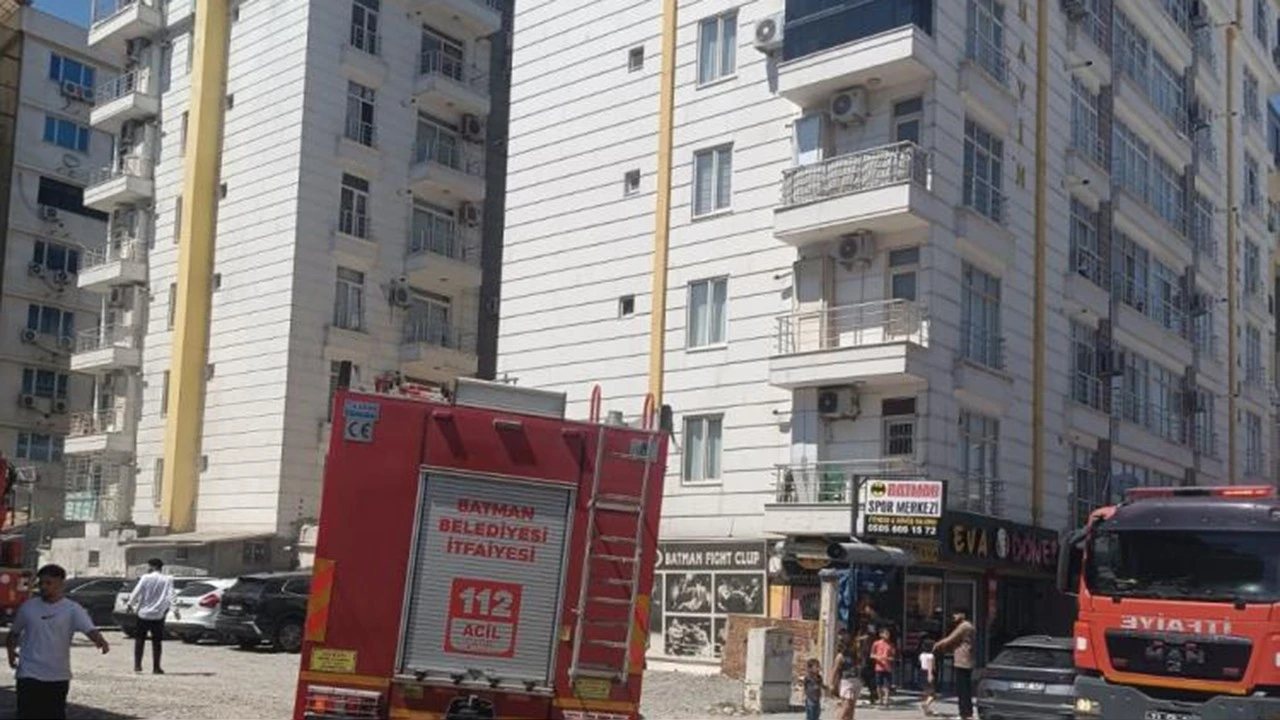 GAP Mahallesi’nde İş Yerinden Yoğun Duman Yükseldi