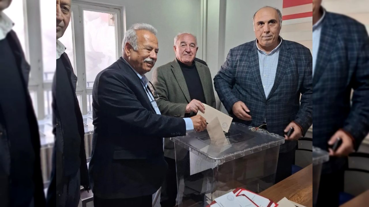 CHP’den İstifa Eden Batmanlı Siyasiler Yeni Parti’ye Geçti