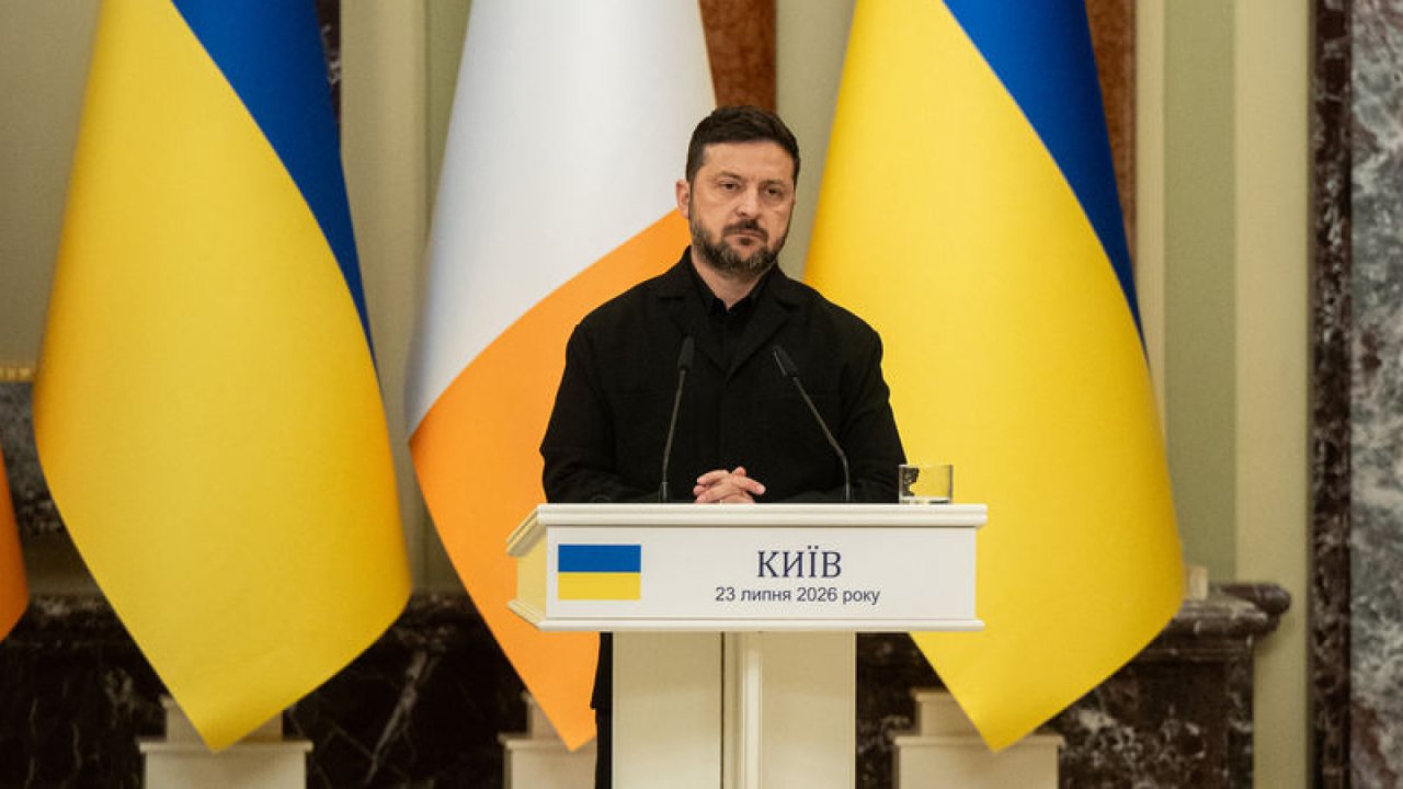 Zelenskiy’nin uçağı saldırıdan son anda kurtuldu