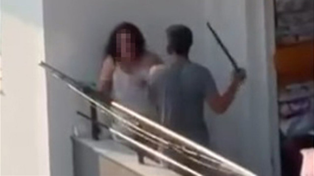 Adana’da Kadın Saldırıya Uğradı, Mahalleli Olayı Kaydetti