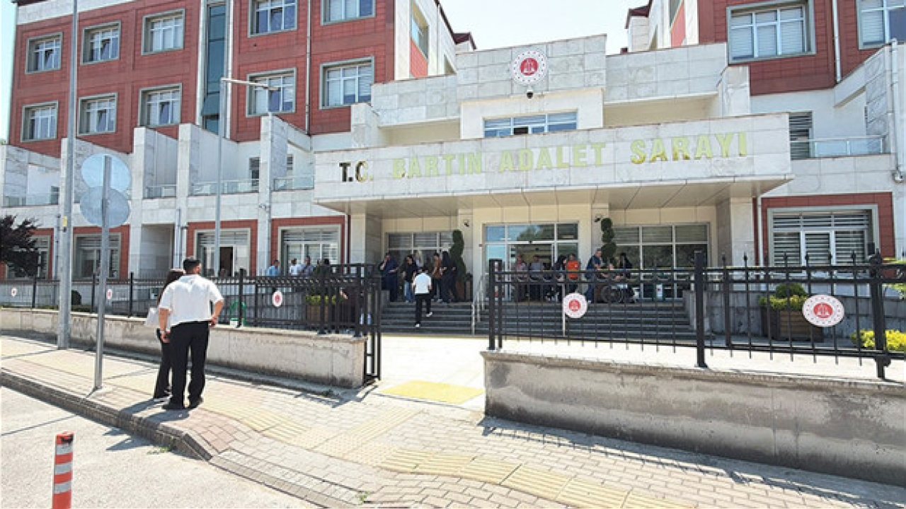 Bartın’da Müstehcen İçerik Paylaşan İki Kişi Tutuklandı