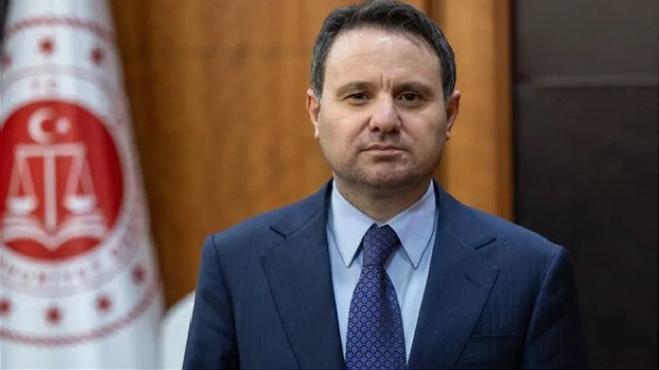 Borsa manipülasyonu nedeniyle 4 kişi tutuklandı