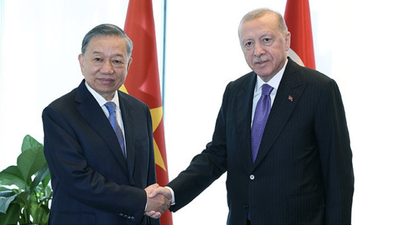 Cumhurbaşkanı Erdoğan, Türkevi’nde uluslararası görüşmeler yaptı