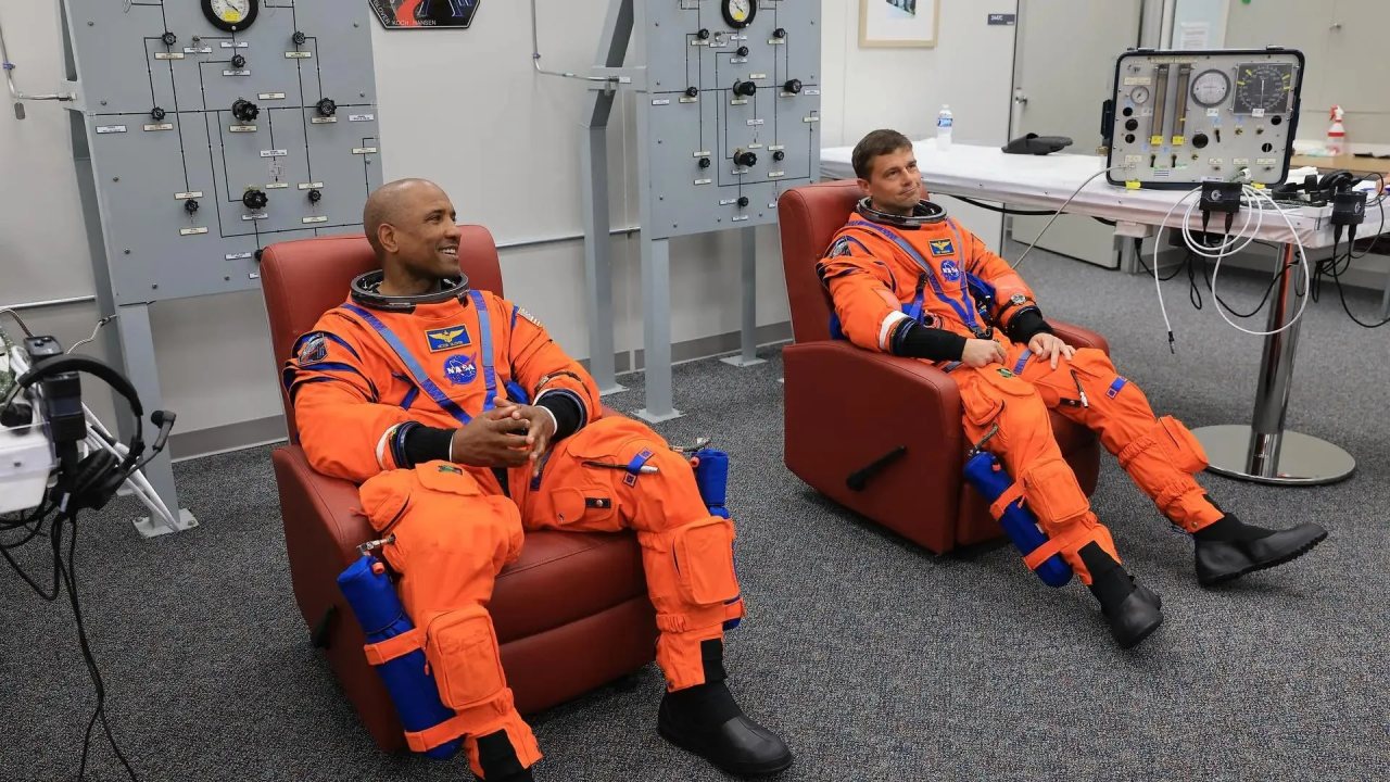 NASA Astronotları Artemis Görevleri İçin Yeni Rollere Geçti