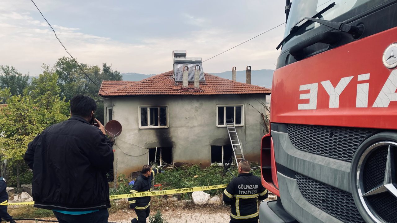 Bilecik’te Ev Yangınında Baba ve Kızı Hayatını Kaybetti