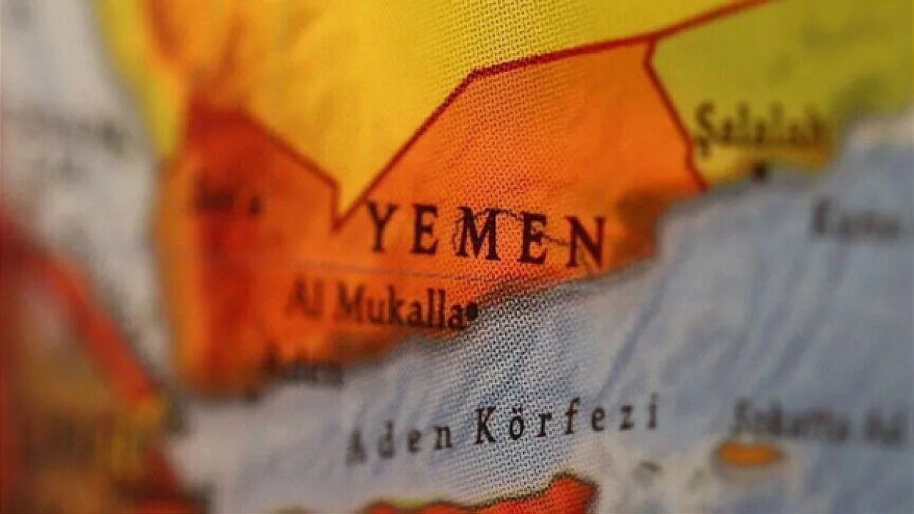 Yemen açıklarında tanker çevresinde patlama sesleri duyuldu