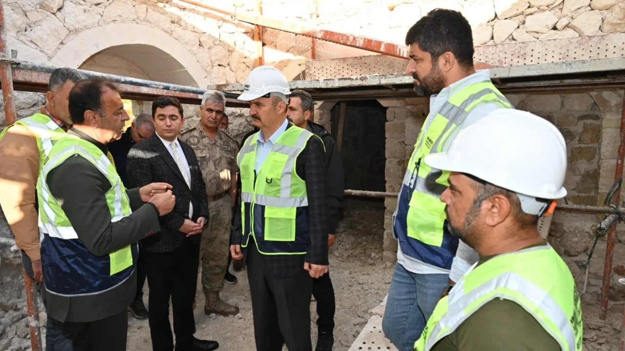 Beşiri’deki Şeyh Hevinda Ziyaretgâhı’nda Restorasyon Tamamlanıyor