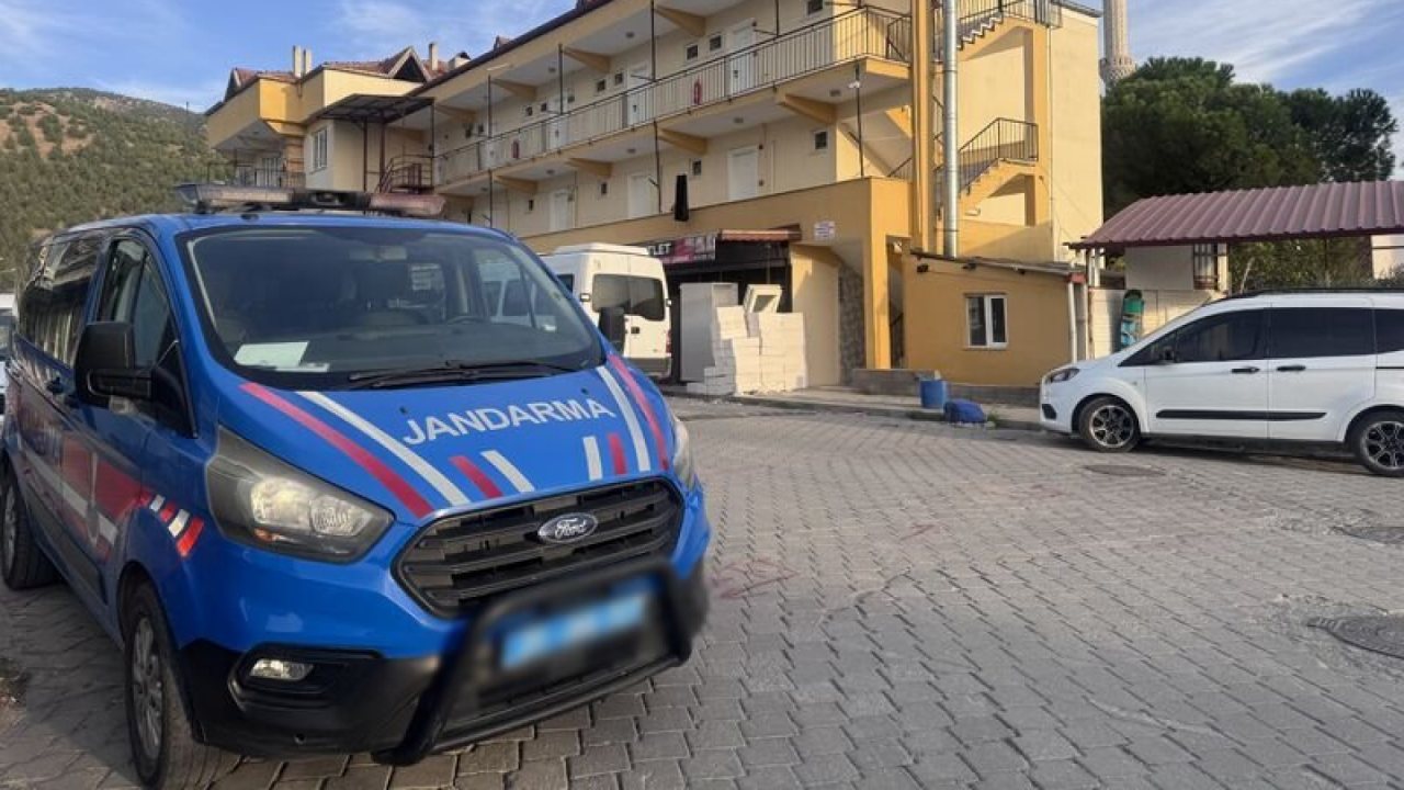 Denizli’de Yaşlı Çift Pansiyonda Hayatını Kaybetti