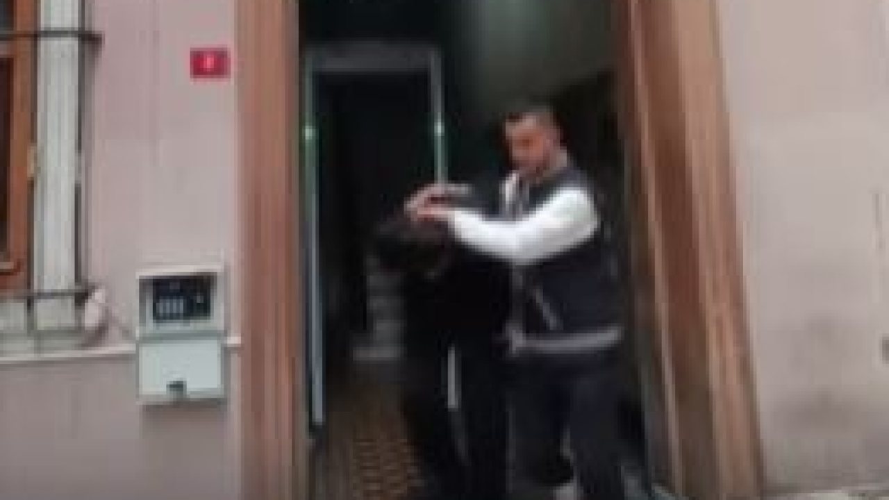 İstanbul’da camide para çantası çalındı, bir kişi tutuklandı