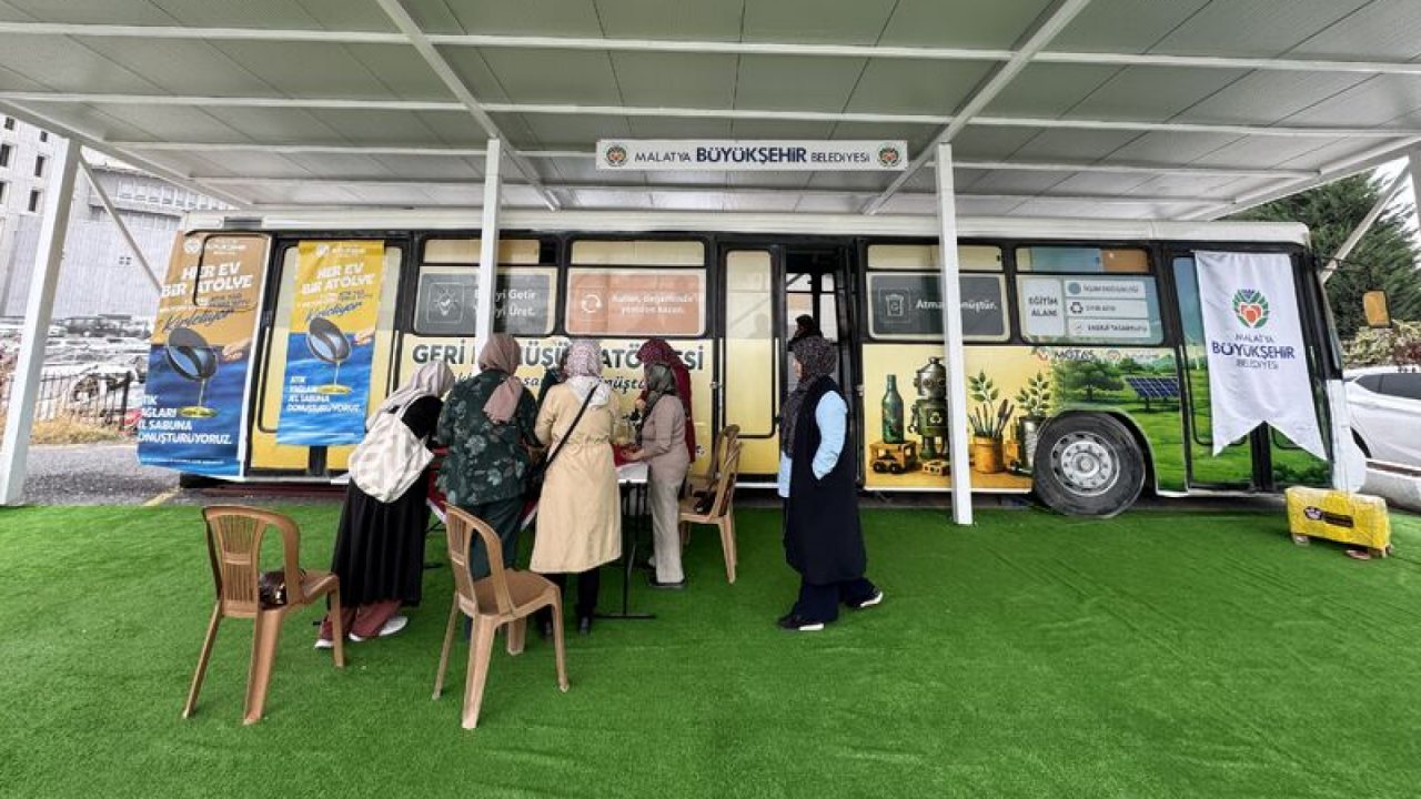 Malatya’da Hurda Otobüs Kadınlara Eğitim Veriyor