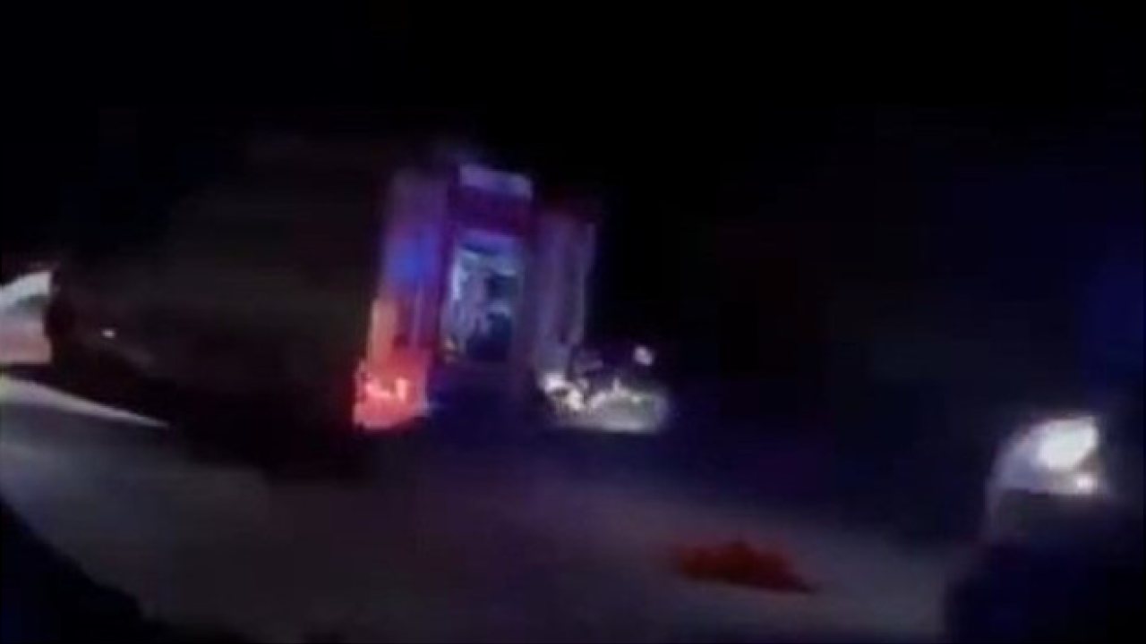 Antalya’da hafif ticari araç uçuruma düştü, 2 kişi hayatını kaybetti