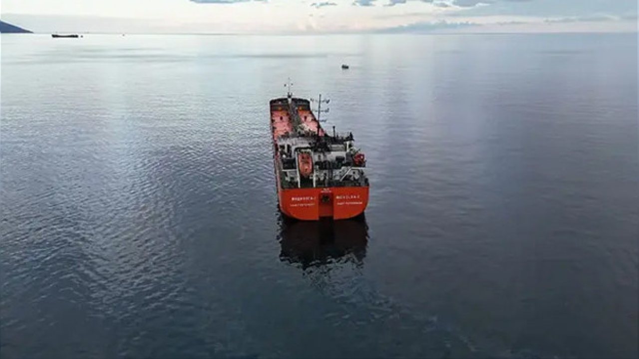 Karadeniz’deki saldırıya uğrayan gemiye Giresun açıklarında müdahale