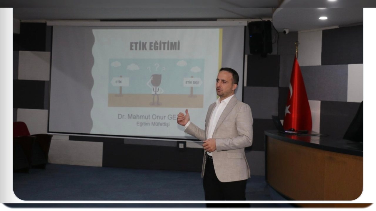 Batman Belediyesi’nde Kamu Görevlilerine Etik Eğitimi Verildi