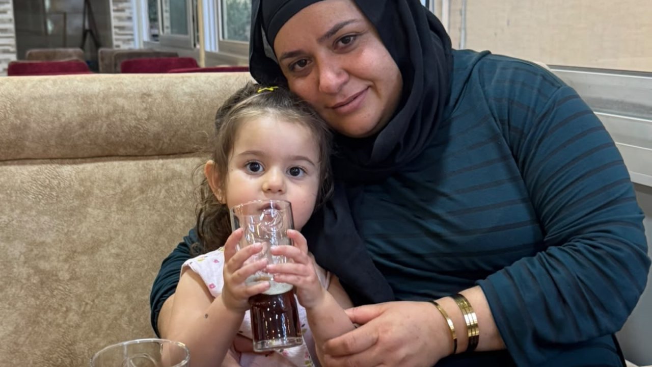 Reyhanlı’da Anne Kazada Hayatını Kaybetti, Kızı Yaşıyor