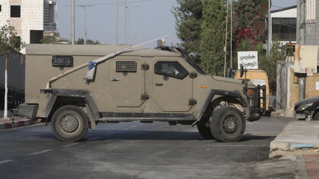 İsrail Ordusu El Halil’de Geniş Çaplı Operasyon Başlattı
