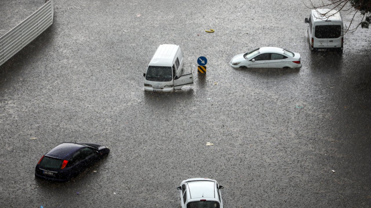 Meteorolojik Ekstrem Olaylar Son 20 Yılda İki Kat Arttı